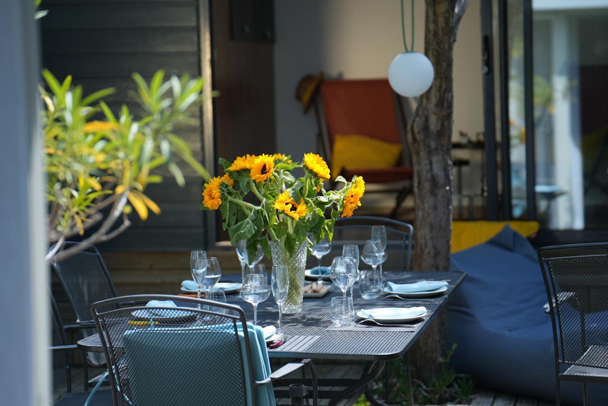 La Maison Jasmin - 8 Personnes - Parking Prive - Climatisation - Jardin Hébergement de vacances *