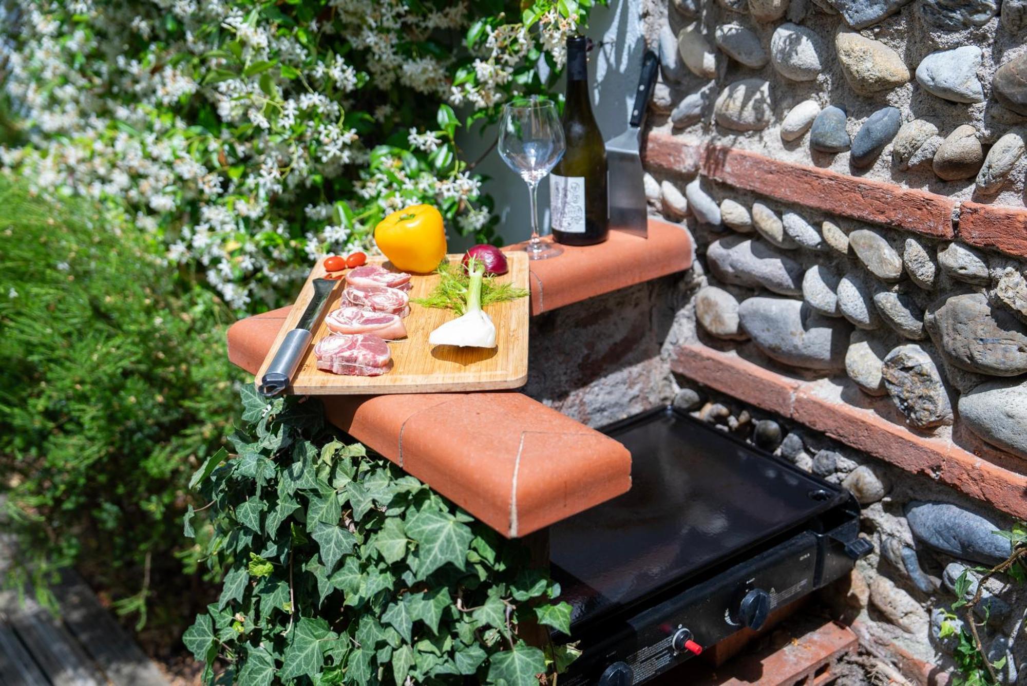 La Maison Jasmin - 8 Personnes - Parking Prive - Climatisation - Jardin Hébergement de vacances *